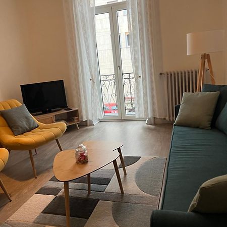 Appartement T4 70M2 - Meuble - Centre Ville - Proche Thermes Lons-le-Saunier Bagian luar foto