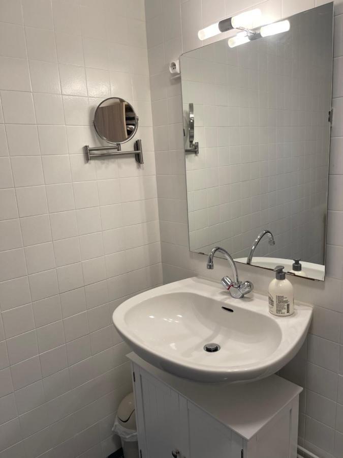 Appartement T4 70M2 - Meuble - Centre Ville - Proche Thermes Lons-le-Saunier Bagian luar foto