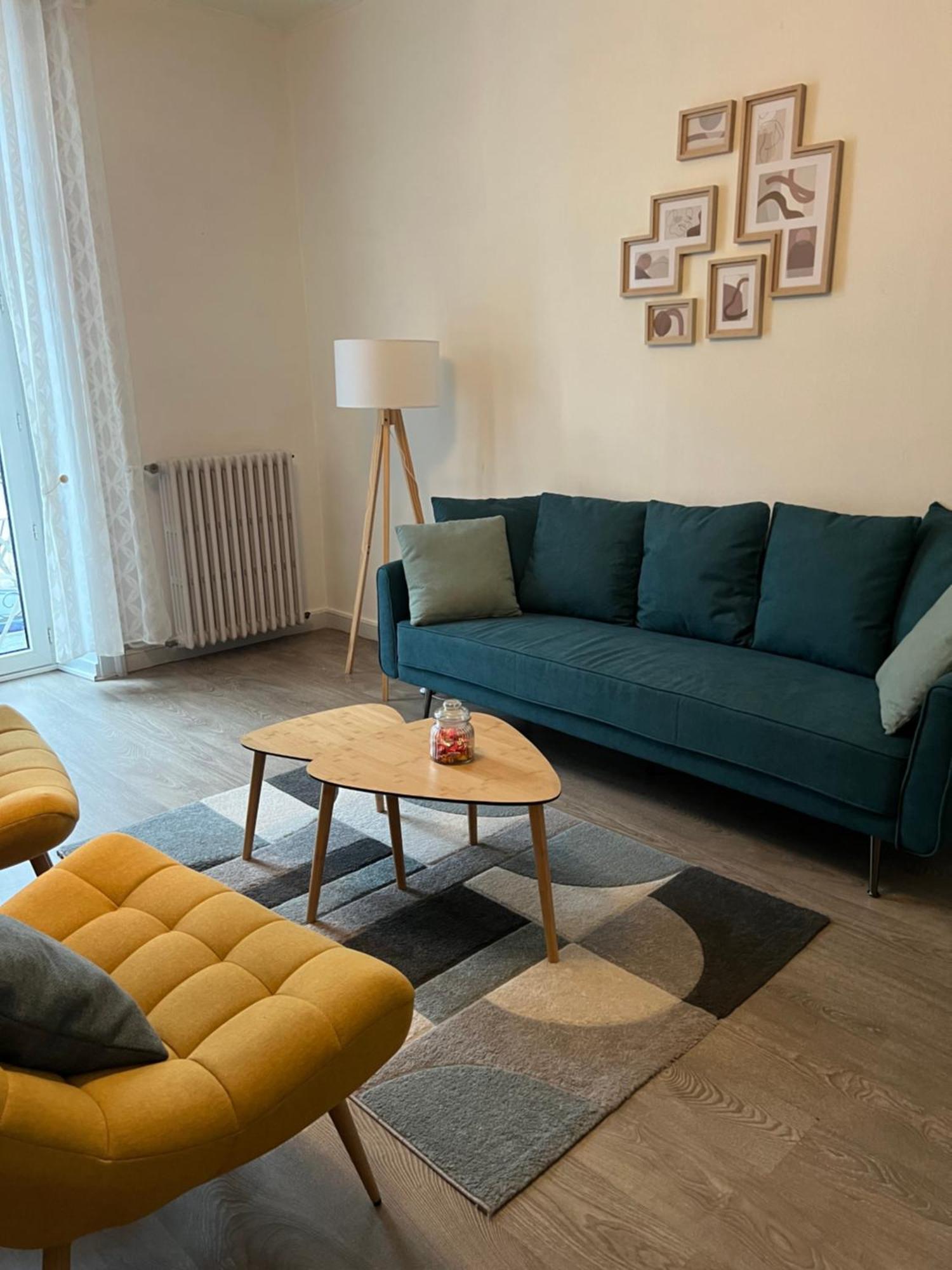 Appartement T4 70M2 - Meuble - Centre Ville - Proche Thermes Lons-le-Saunier Bagian luar foto